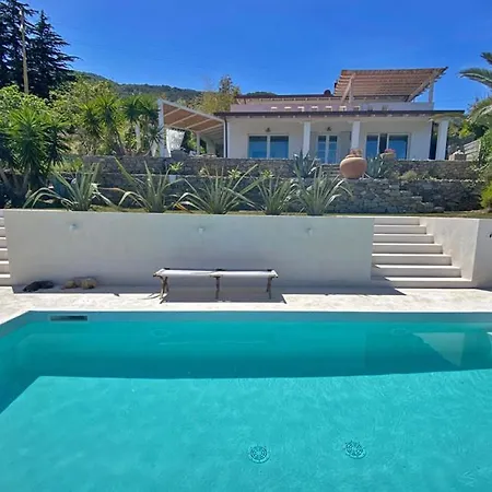 Meridiana Giardino Villa *